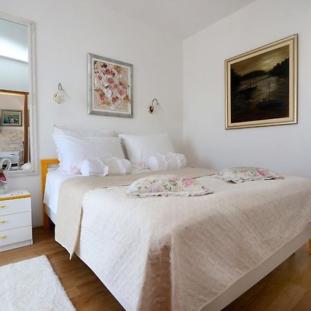 Apartmani Gloria Brodarica  Exterior photo