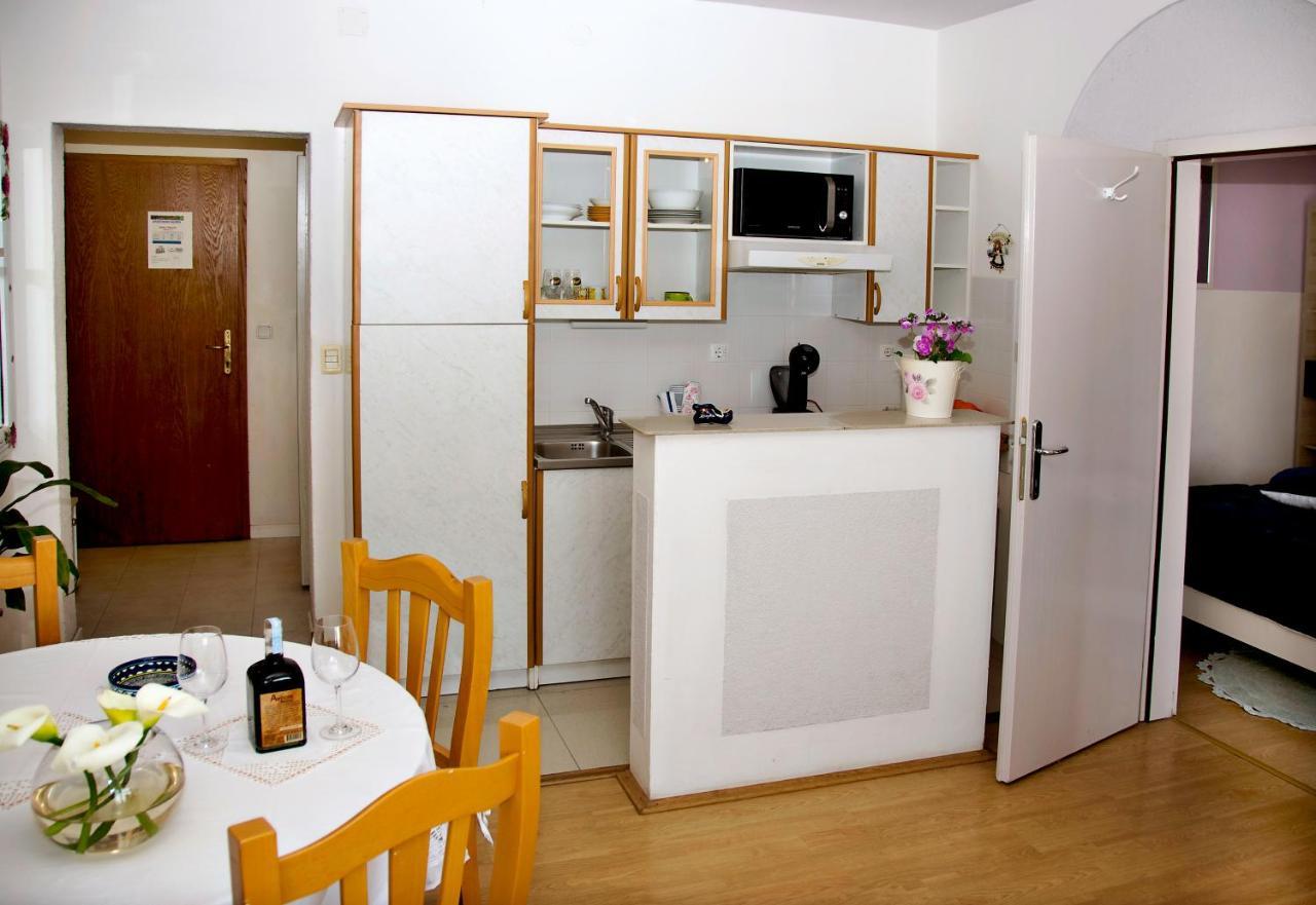 Apartmani Gloria Brodarica  Exterior photo